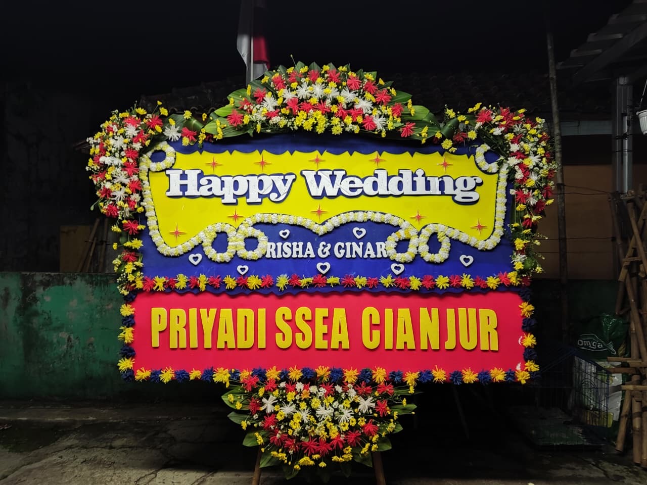 Bunga Papan Happy Wedding